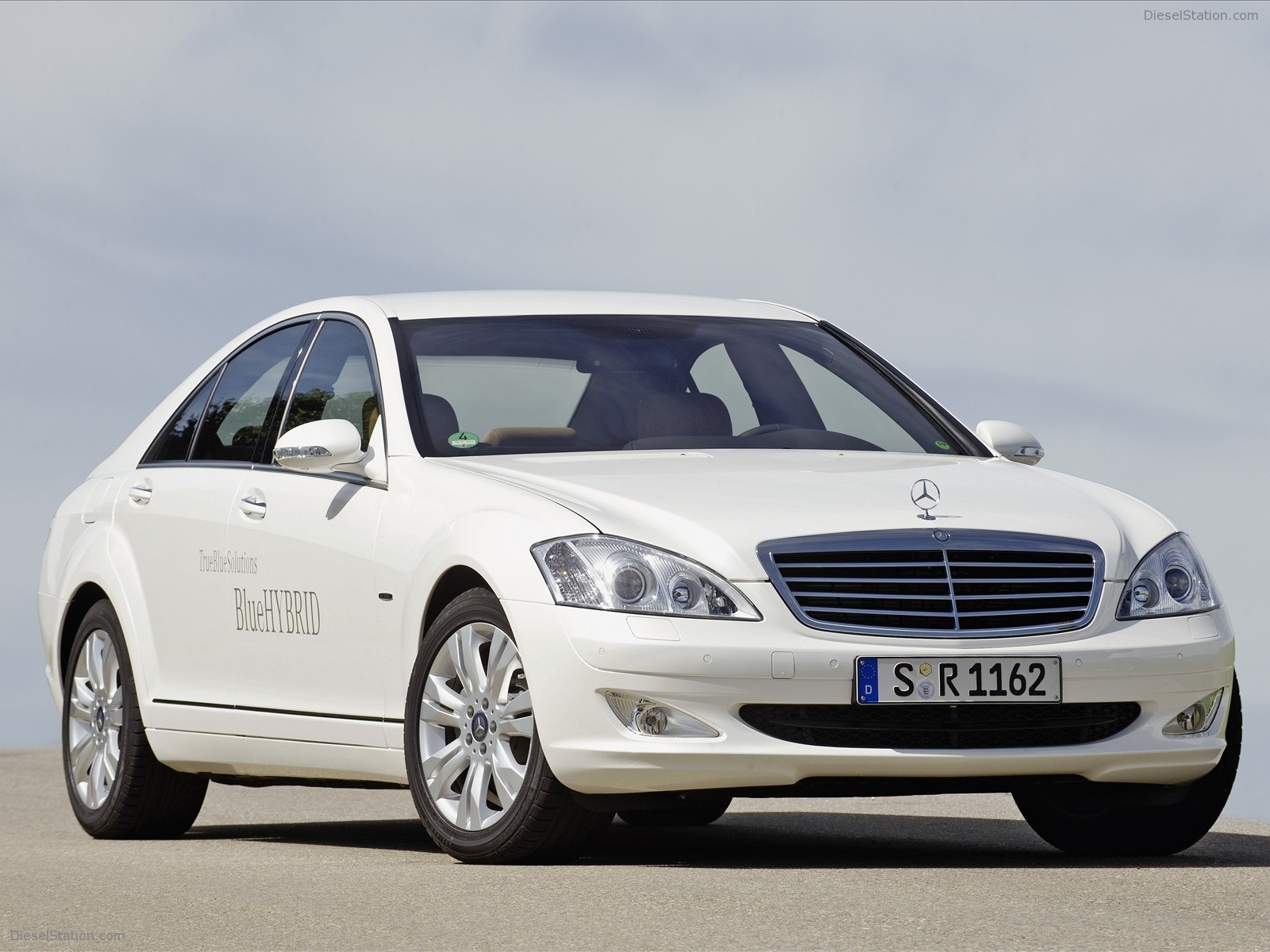 MERCEDES-BENZ S400 BlueHYBRID